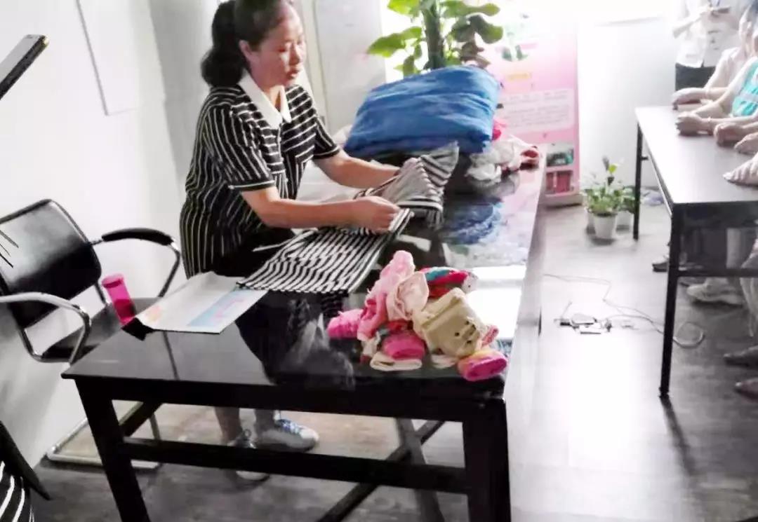 ��ķ��ɩ�ؠt����ɳ��B(t��i)����ȸ����ĩ��Ӗ(x��n)���c(di��n)æ��